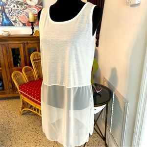 O2 Collection White Sleeves Tunic Top! New! Tee Shirt Knit Top with Long Sheer M